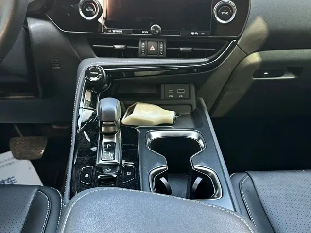 Lexus NX — Фото автомобиля 5