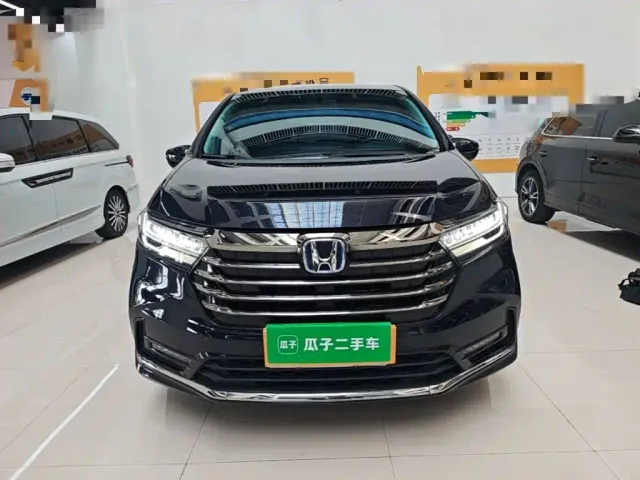 Honda Odyssey — Фото автомобиля 2