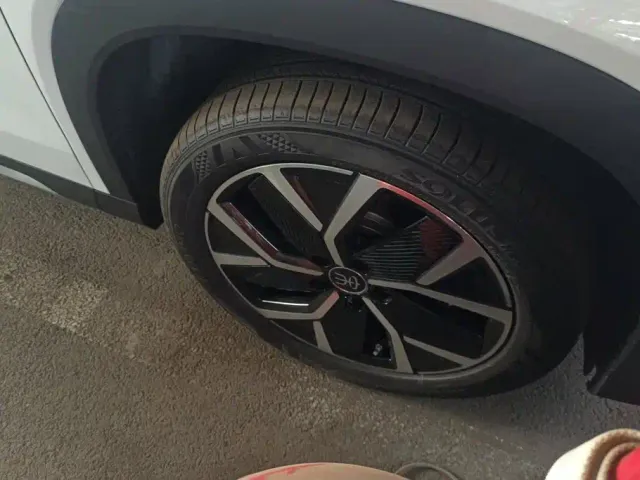 BYD Song L DM-i — Фото автомобиля 6