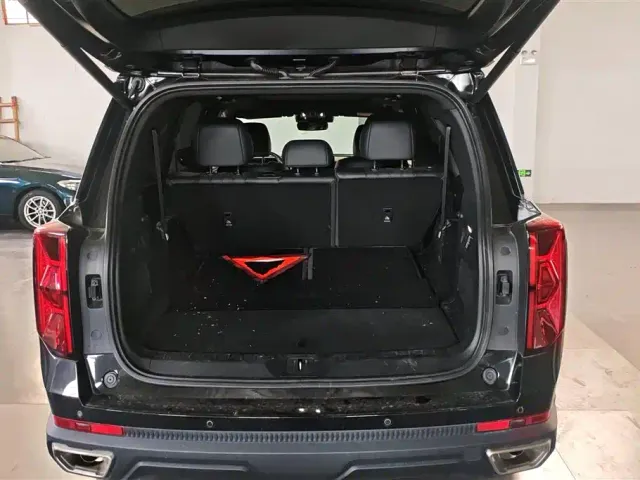GAC Trumpchi GS8 — Фото автомобиля 4