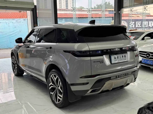 Land Rover Range Rover Evoque 2021 Range Rover Evoque L 249PS R-Dynamic SE Luxury Edition — Фото автомобиля 5