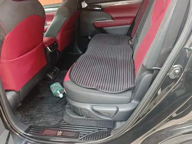 Toyota Crown Kluger — Фото автомобиля 11