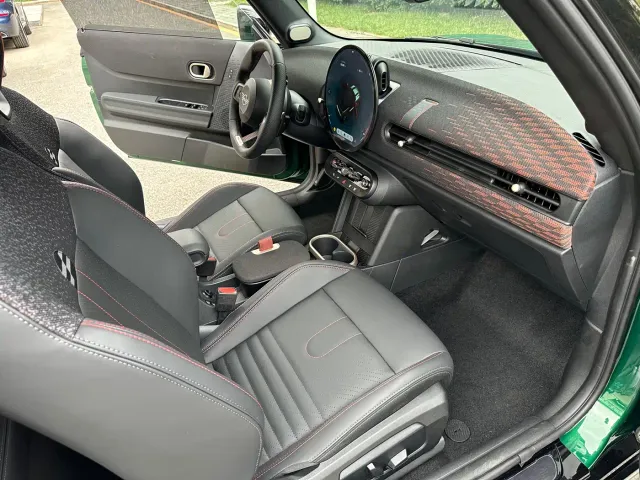 MINI Hatch — Фото автомобиля 21