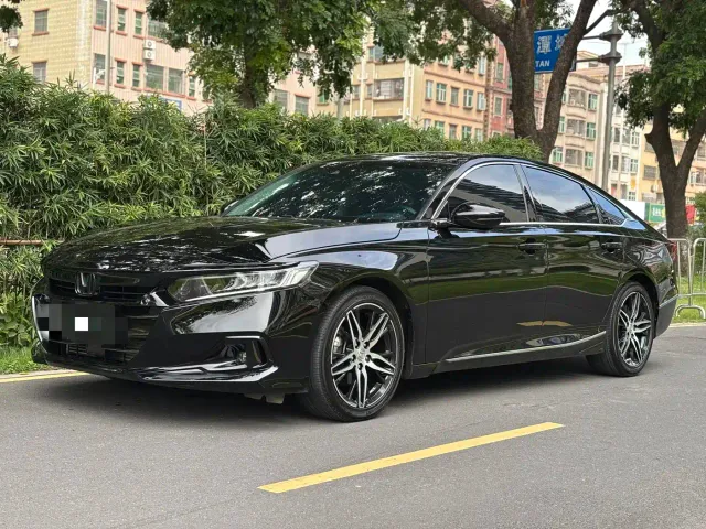 Фотография автомобиля — Honda Accord