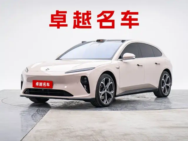 Фотография автомобиля — Nio ET5 Touring