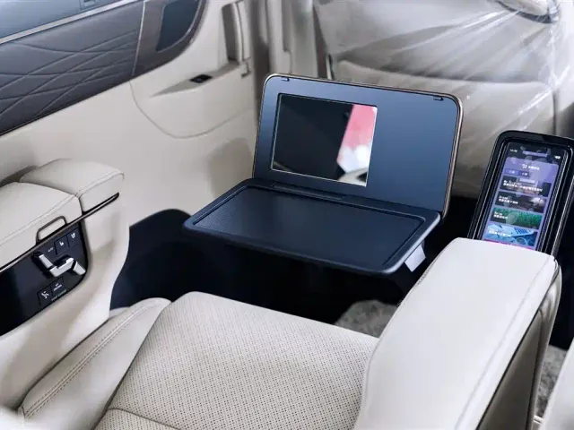 Toyota Vellfire — Фото автомобиля 17