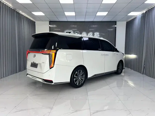 GAC Trumpchi M8 — Фото автомобиля 6