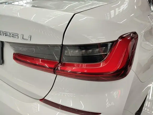 BMW 3 Series — Фото автомобиля 7