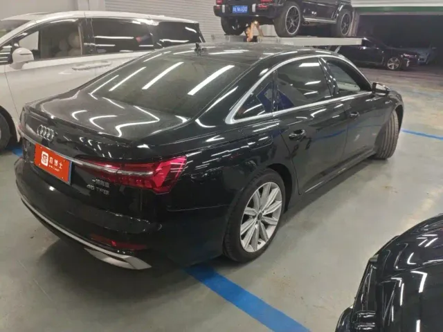 Audi A6L — Фото автомобиля 2