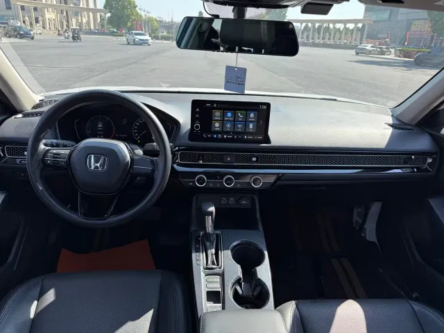 Honda Civic — Фото автомобиля 5
