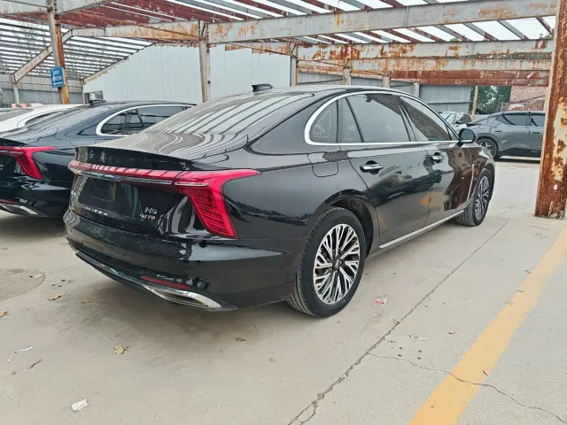 Hongqi H5 — Фото автомобиля 9