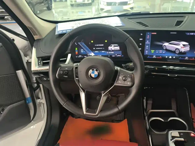 BMW X1 — Фото автомобиля 10