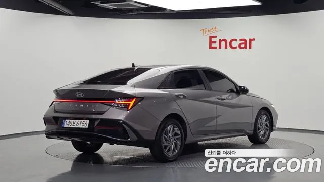 Hyundai AVANTE Новый Avante (CN7) — Фото автомобиля 2