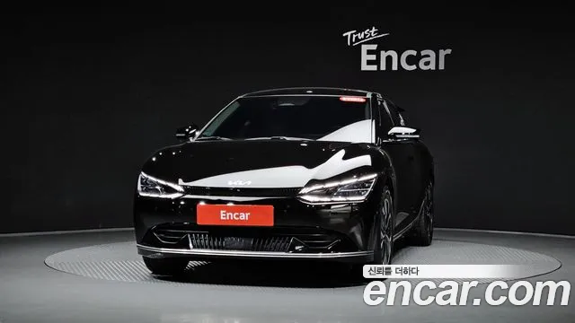 Kia EV6 — Фото автомобиля 2