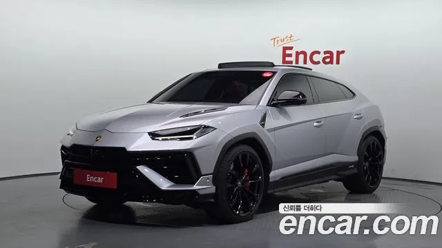 Фотография автомобиля — Lamborghini Urus
