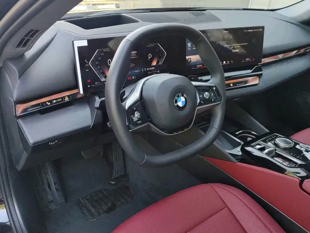 BMW 5 Series — Фото автомобиля 6