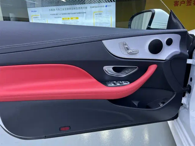 Mercedes-Benz E-Class — Фото автомобиля 16