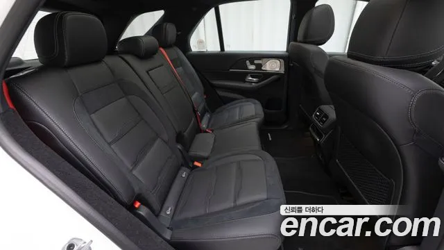 Mercedes-Benz GLE-Class — Фото автомобиля 10