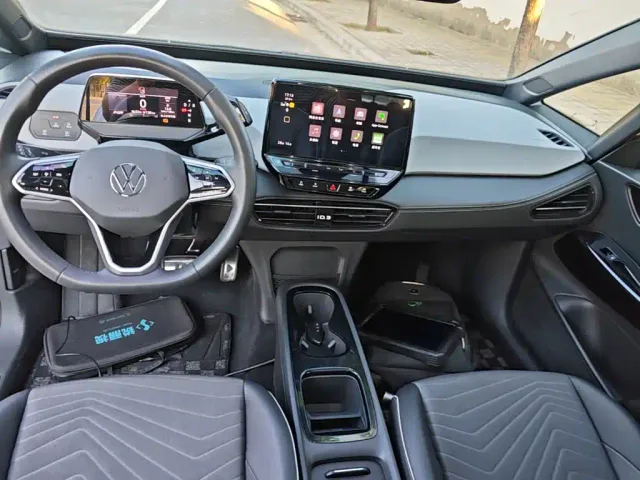 Volkswagen ID.3 — Фото автомобиля 12