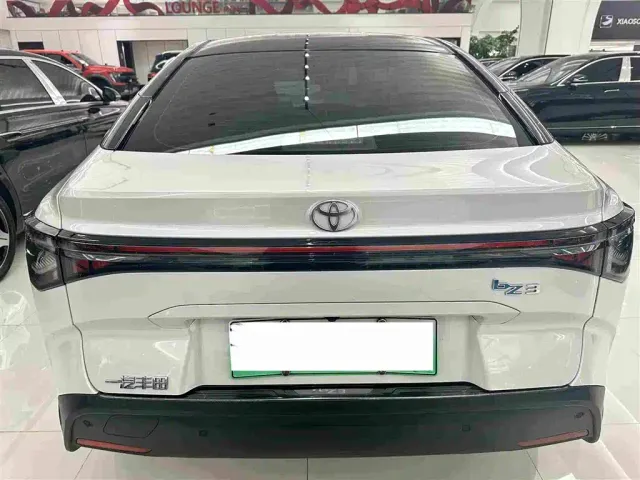 Toyota bZ3 — Фото автомобиля 19
