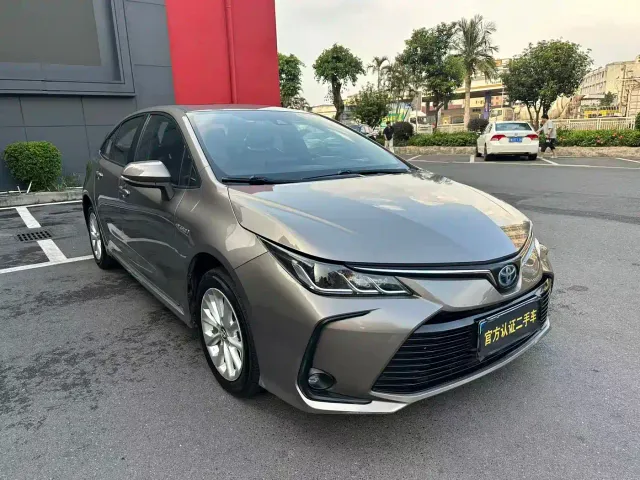 Toyota Corolla — Фото автомобиля 3