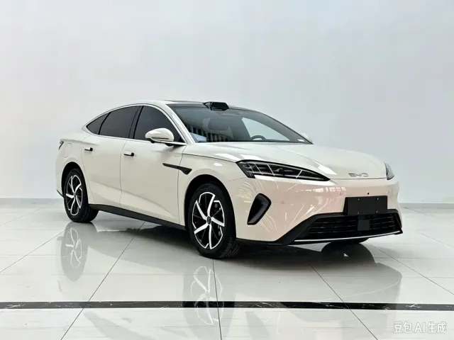 BYD Seal 07 DM-i — Фото автомобиля 2