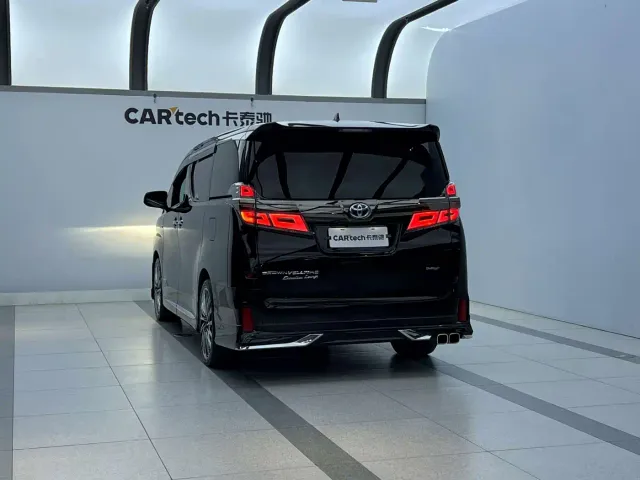 Toyota Vellfire — Фото автомобиля 5