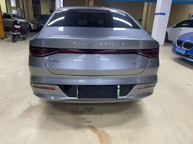 BYD Qin PLUS — Фото автомобиля 8