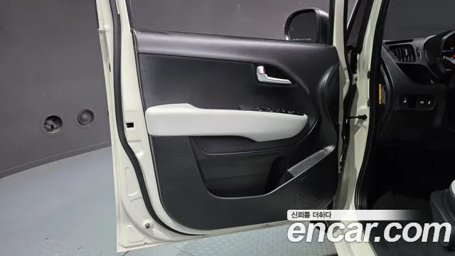 Kia RAY Новый Kia Ray Signature — Фото автомобиля 24