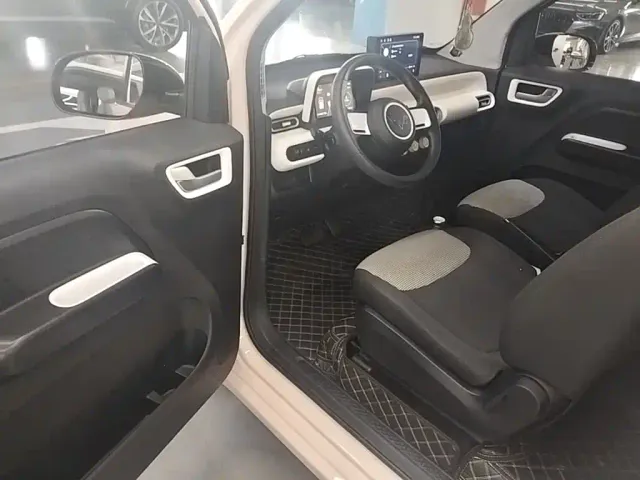 Wuling Hongguang Mini EV — Фото автомобиля 11
