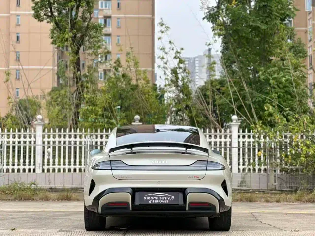 Xiaomi SU7 — Фото автомобиля 9