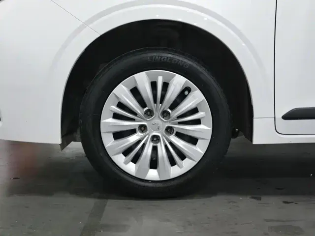 Wuling Jiachen — Фото автомобиля 17