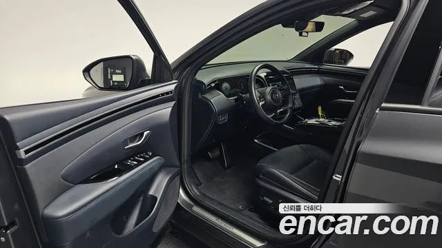 Hyundai Tucson Tucson (NX4) Бензин 1.6 турбо 2WD — Фото автомобиля 9