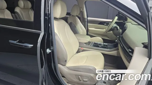 Kia Canival Новый Carnival 4 поколение 7 мест Signature — Фото автомобиля 12