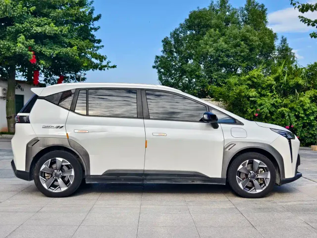 GAC Aion Y — Фото автомобиля 7