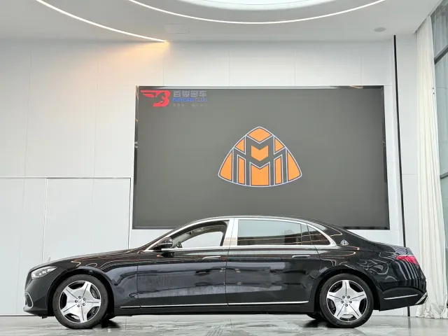 Mercedes-Benz Maybach S-Class — Фото автомобиля 13