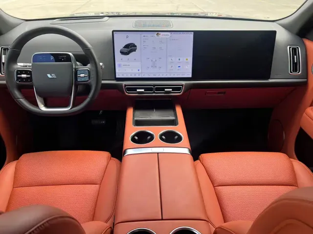Li Auto L9 — Фото автомобиля 10