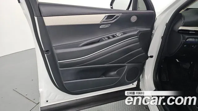 Genesis GV80 2.5T Бензин AWD — Фото автомобиля 23