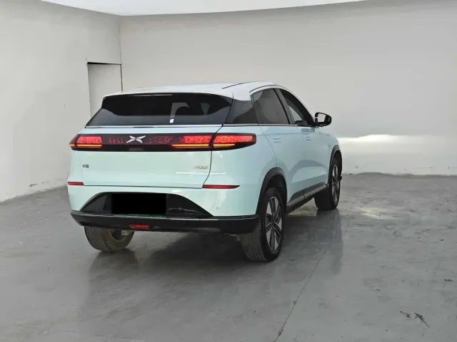 Xpeng G3 — Фото автомобиля 7