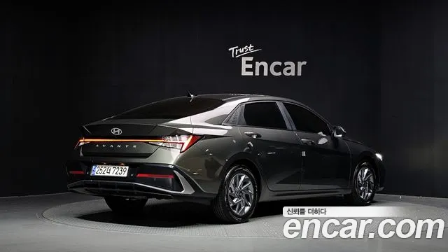 Hyundai Avante — Фото автомобиля 2