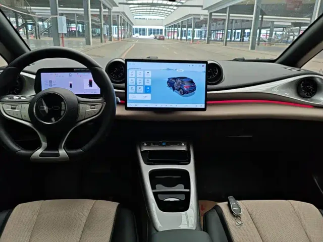 BYD Dolphin — Фото автомобиля 12