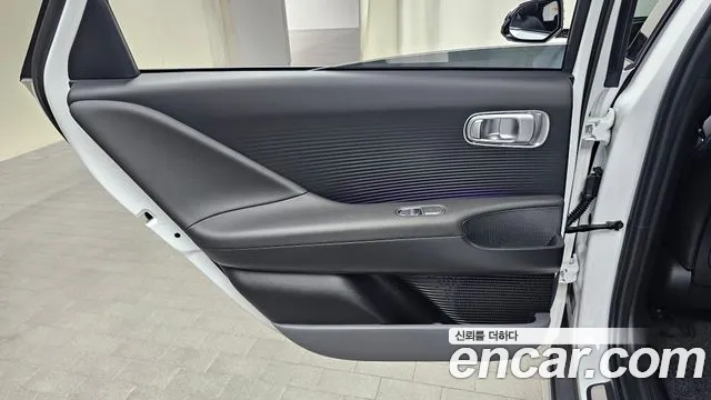 Hyundai Ioniq 6 — Фото автомобиля 14