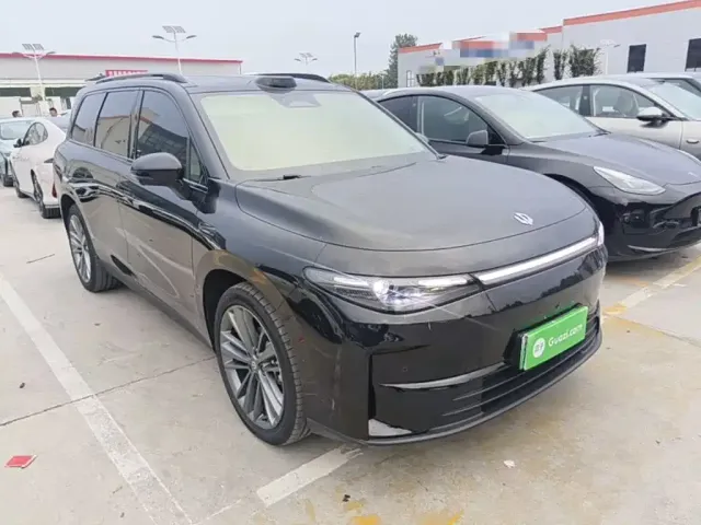 Leapmotor Leapmotor C16 2024 Pure Electric 520 LiDAR Edition — Фото автомобиля 3