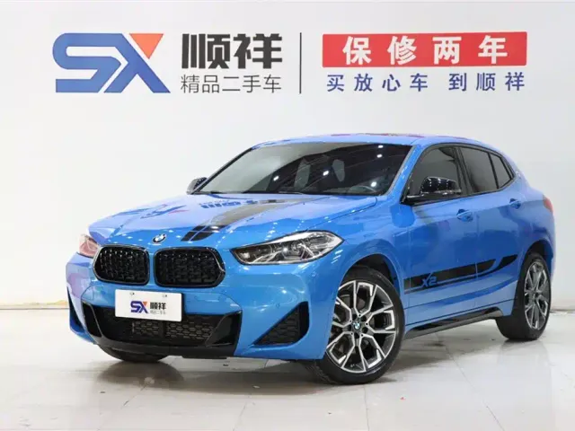 Фотография автомобиля — BMW X2