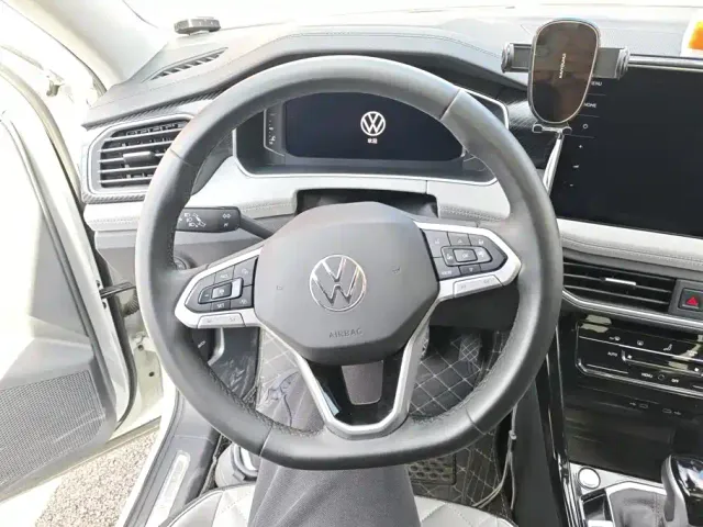 Volkswagen Tayron — Фото автомобиля 15