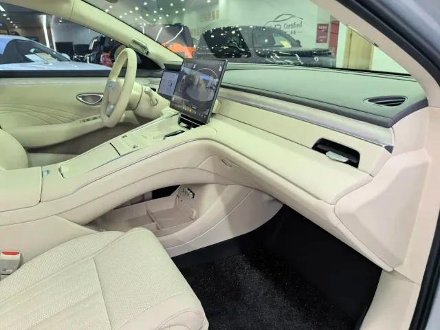 BYD Seal 08 — Фото автомобиля 18