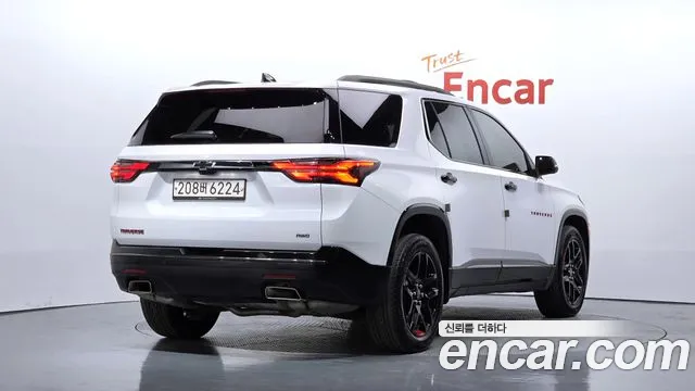 Chevrolet Traverse — Фото автомобиля 2
