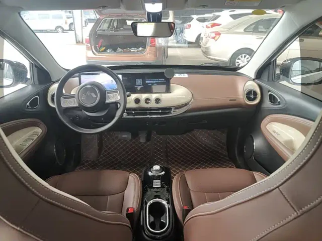 Wuling Bingo — Фото автомобиля 9