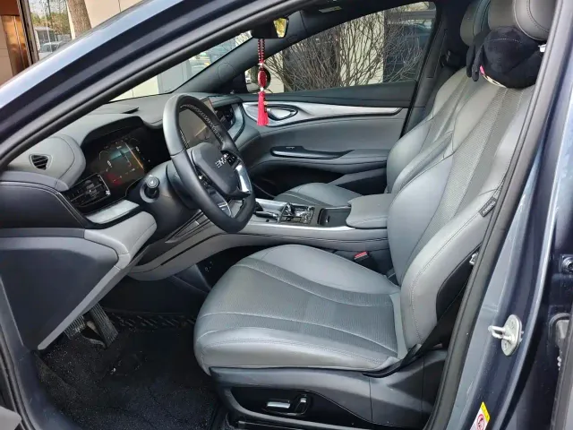 BYD Seal — Фото автомобиля 16