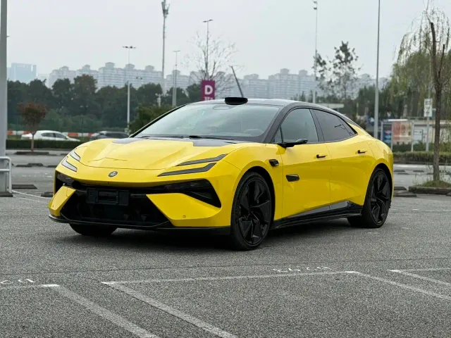 Фотография автомобиля — Lotus Emeya